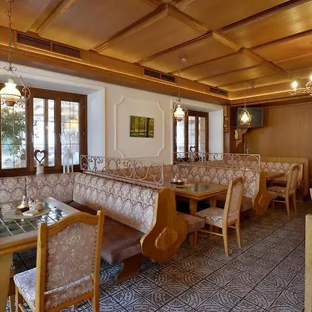 Herberg Restaurant Gradlwirt Niederndorf (Tyrol)